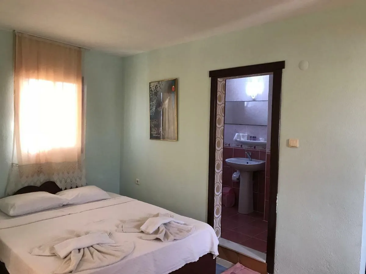 Suer Hotel Kusadası 2*,